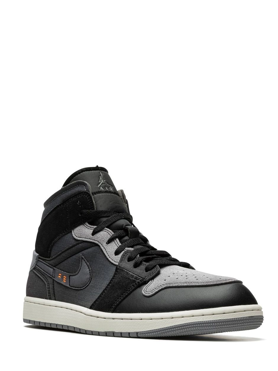 Ap kicks shoes Jordan Out 1 - Air Mid 
